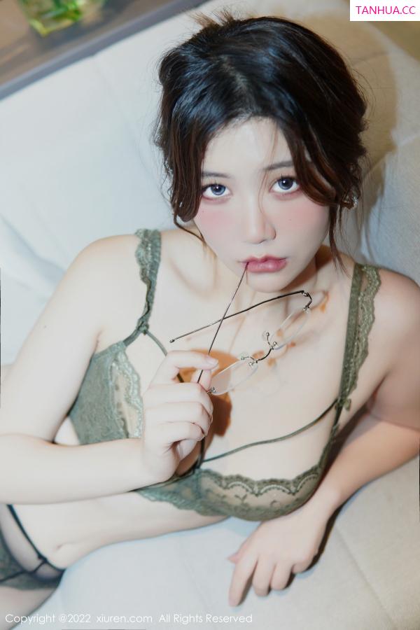   [XiuRen]高清写真图 2022.12.22 No.6028 奈奈子 新人美腿第58张图片